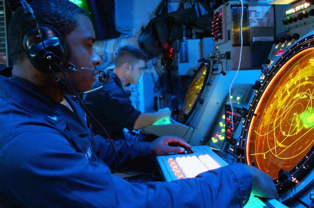 Radar approach controllers at sea