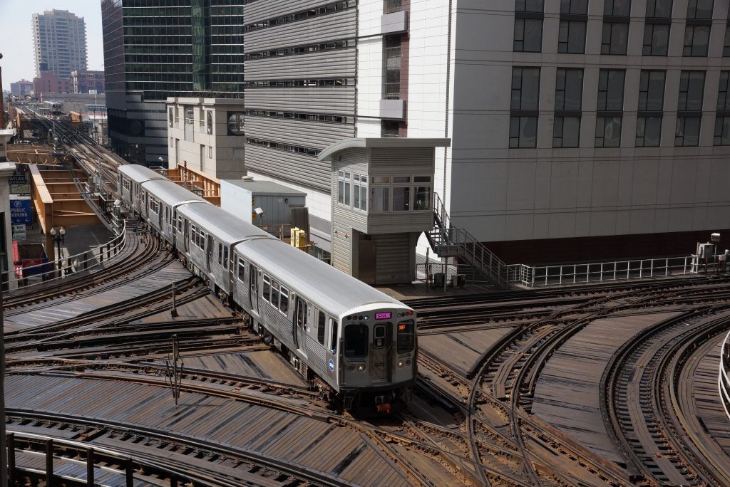 A Pink Line “L” train passing through Chicago, Illinois